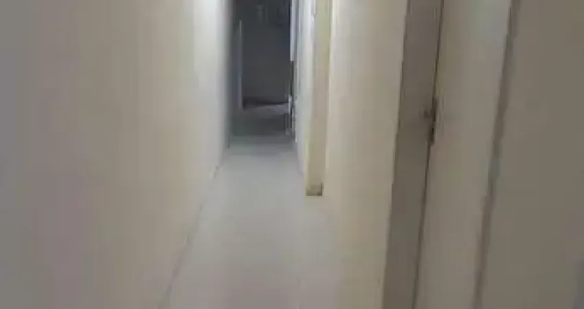 Casa à venda em rua pública, GRUTA DE LOURDES, Maceió, AL