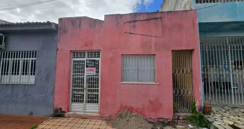Casa à venda em rua pública, BAIXO , Barra dos Coqueiros, SE