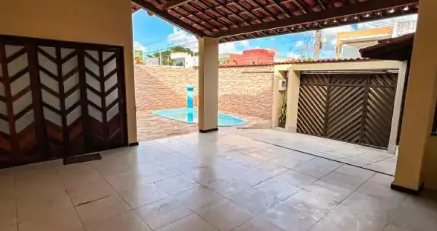 Casa em condomínio fechado com 4 quartos à venda na Rua Maria Salete de Araújo Oliveira, Antares, Maceió