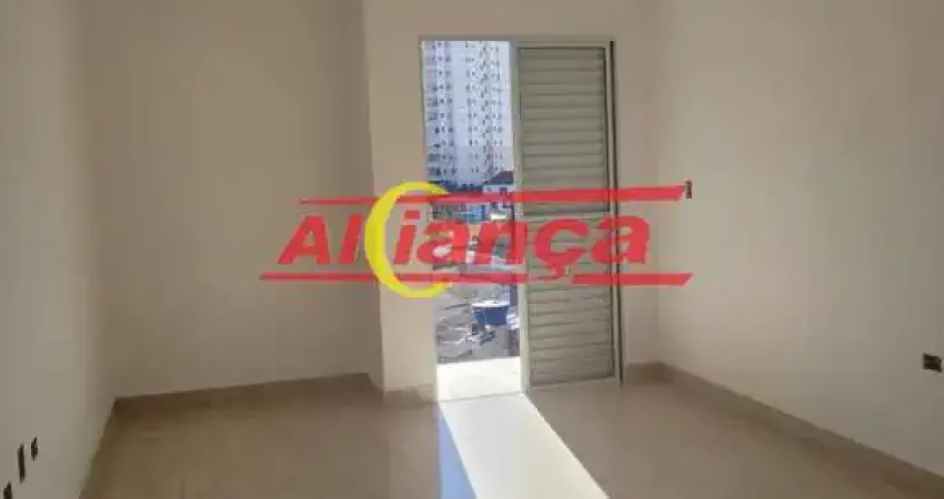 SOBRADO PARA ALUGAR COM 03 QUARTOS, SUÍTE, 02 VAGAS, 180M², GOPOÚVA - GUARULHOS/SP POR R$ 4.500,00