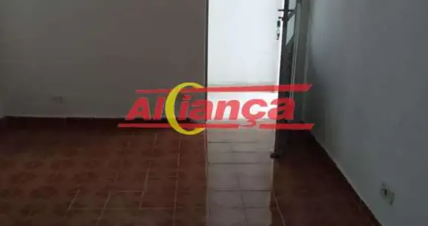 Casa para alugar com 1 quarto, Vila Rio de Janeiro - Por R$ 1.200,00
