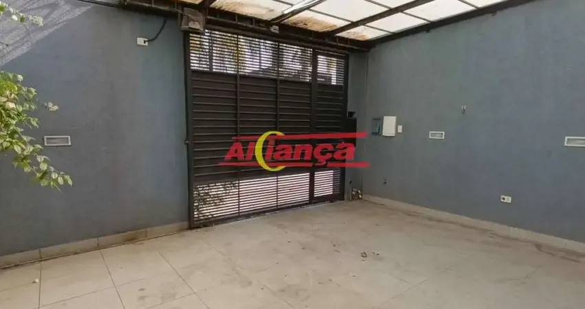 CASA RESIDENCIAL / COMERCIAL 170M² COM 2 QUARTOS E 2 VAGAS DE GARAGEM - CENTRO - POR 3.500,00