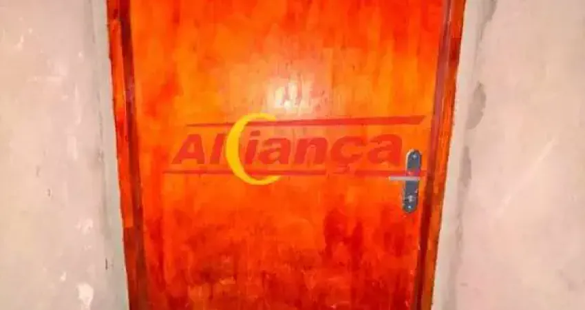 CASA 30m², 1 QUARTO PARA LOCAÇÃO NA VILA SÃO RAFAEL - GUARULHOS - SP R$ 1.000,00