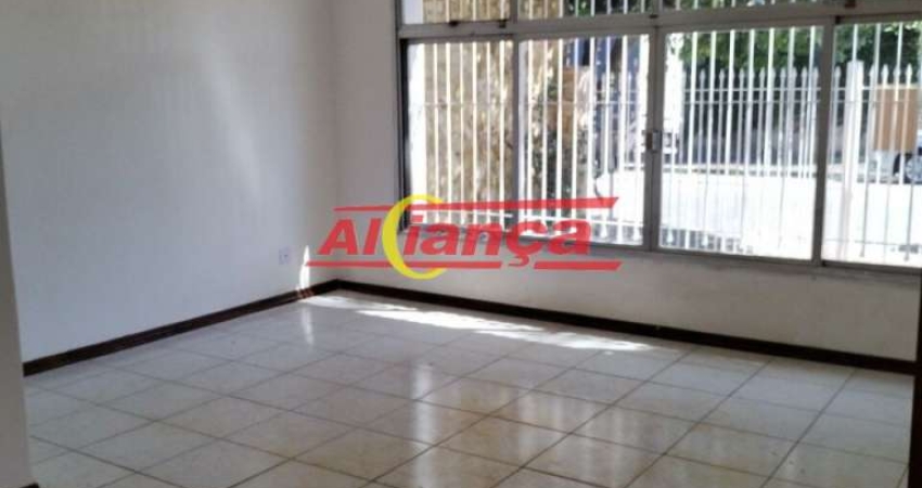Sobrado com 4 quartos para alugar, 350 m² - Vila Augusta - Guarulhos /SP - por R$  5.390,00