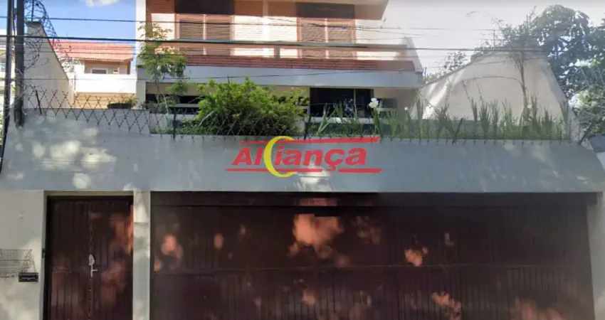 Sobrado para alugar com 4 quartos e 3 vagas no Jardim Maia - Por R$ 8.800,00