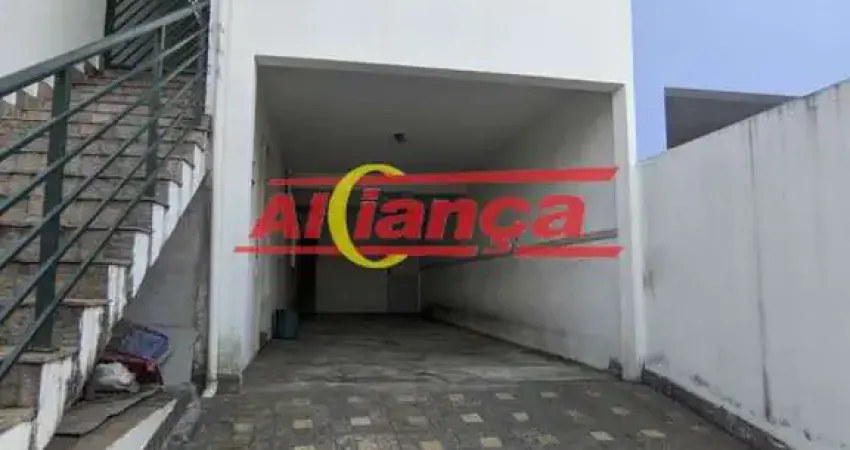 Casa 196m², com 3 quartos para locação jardim flor da montanha