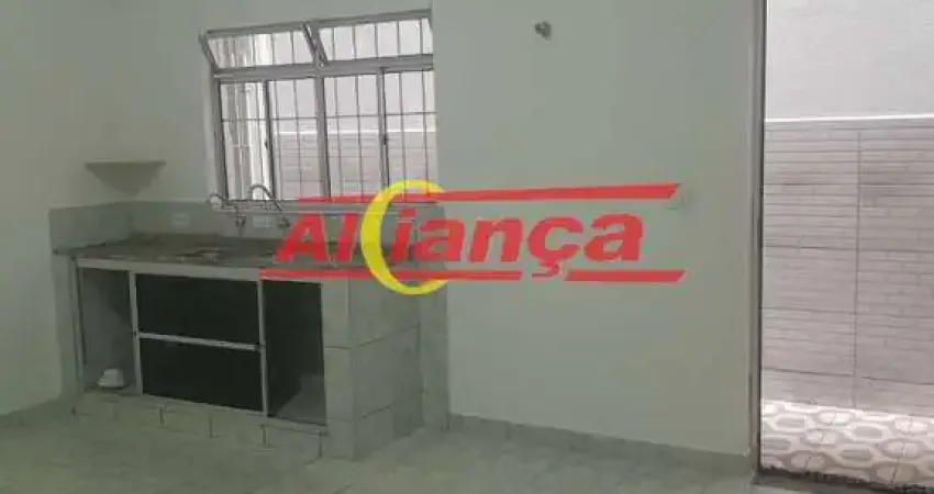 Casa 125m²,com 1 quarto para locação no recreio são jorge - guarulhos - sp r$800,00