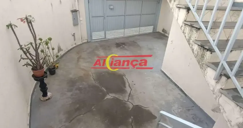 Casa 80m² - com 2 quartos para locação no parque continental - r$2.500,00