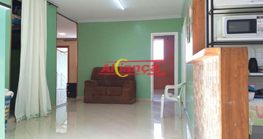 Casa para alugar 3 quartos e 1 vaga, 120m², Jardim Adriana- Guarulhos R$ 2.000,00
