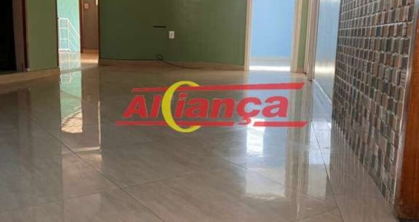 Casa para alugar 3 quartos e 1 vaga, 120m², Jardim Adriana- Guarulhos R$ 1.950,00