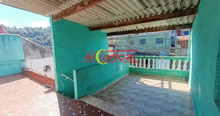 Sobrado com 2 quartos para alugar,  80m² - Vila Rio de Janeiro - Guarulhos /SP - por R$ 1.400,00