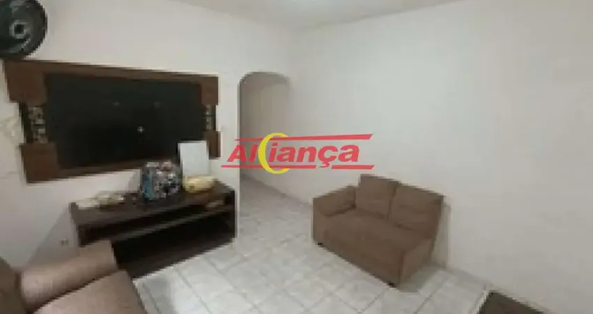 Casa para alugar com edícula e 2 vagas de garagem - jd. adriana guarulhos por r$ 1.700,00