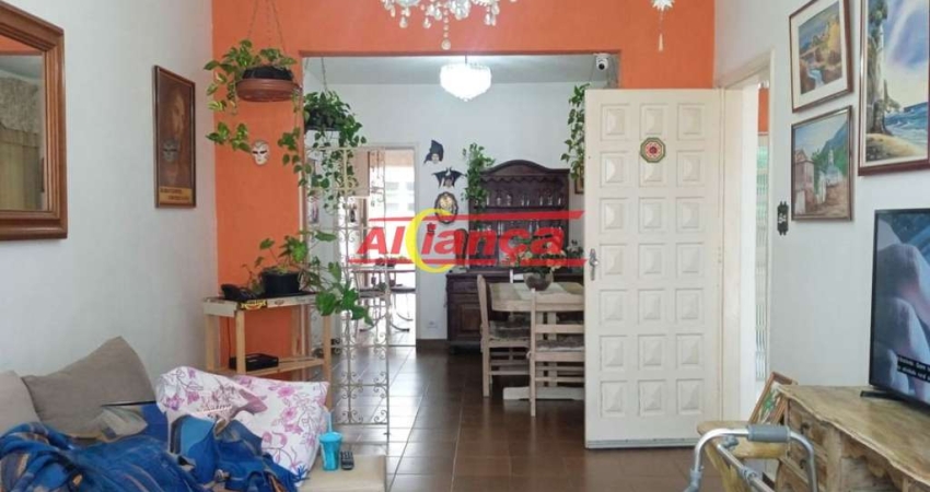 Casa com 3 quartos para alugar, 235m² - Vila Galvão - Guarulhos/SP - por R$3.500,00