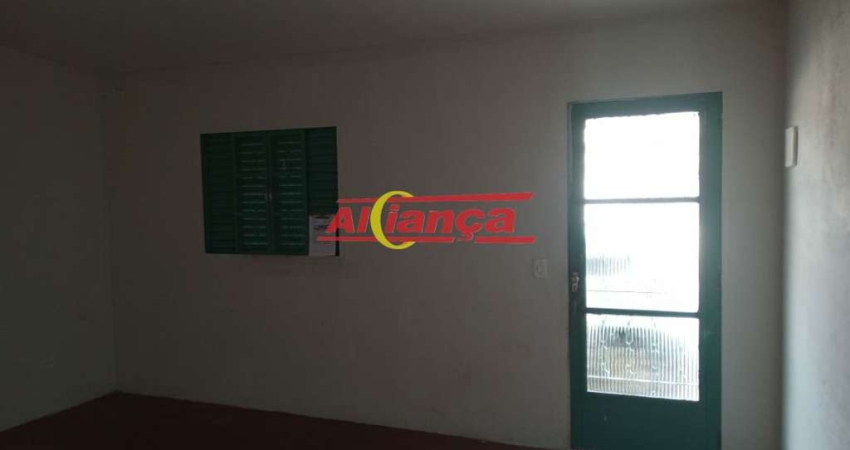 Casa com 1 quarto para alugar,  49,25 m² - Jd Diogo - Guarulhos/SP por R$ 1.299,20