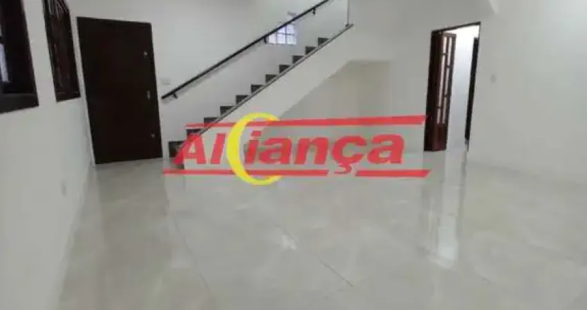 Sobrado para alugar, 4 quartos, sendo 1 suíte e 2 vagas, 230m², Vila Galvão- Guarulhos R$ 6.000,00