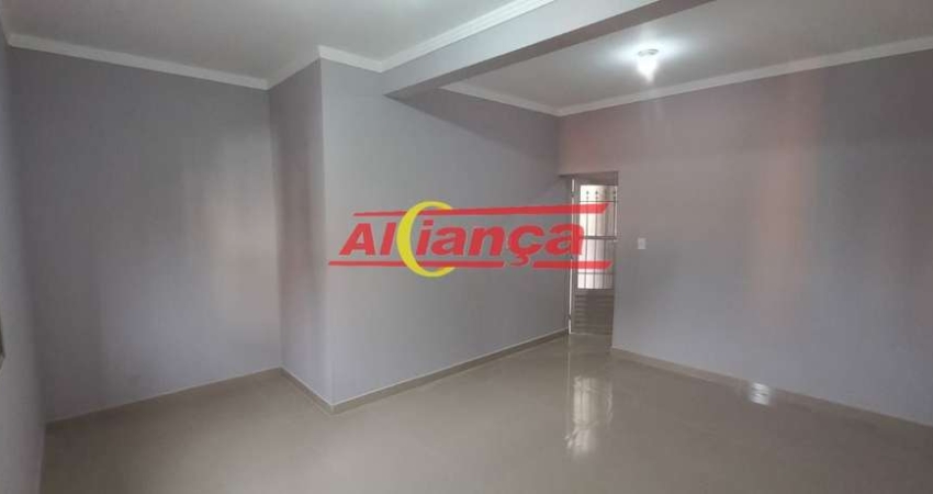 Casa com 1 quarto para alugar, 50m² - Vila Rio de Janeiro - Guarulhos/SP R$ 1.300,00