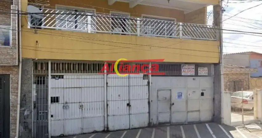 Casa com 2 quartos para alugar, 67m² - Jardim Presidente Dutra - Guarulhos/SP Por R$1.650,00