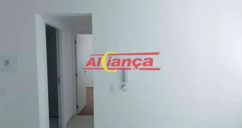 Apartamento para alugar com 2 quartos, Pq. Novo Mundo - São Paulo por R$: 1.000,00