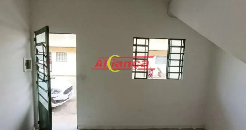 Casa com 2 dormitórios para alugar, 71,16 m² - Jardim Diogo - Guarulhos/SP  por R$ 1.487,82