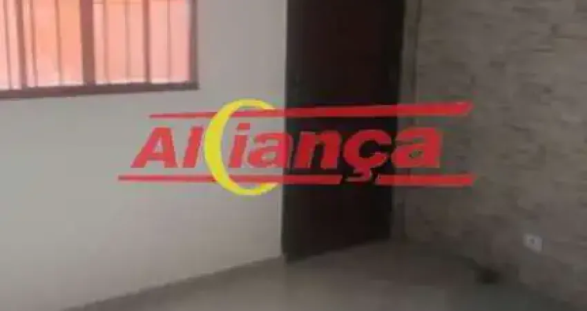 Sobrado com 3 quartos e 2 vagas para alugar, 160m² - Vila Maria Alta- Guarulhos /SP -R$ 3.000,00