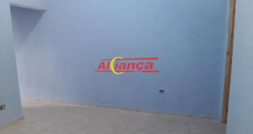 Casa para alugar com 1 quarto, sala, cozinha, Parque Primavera - Guarulhos por R$: 1.100,00