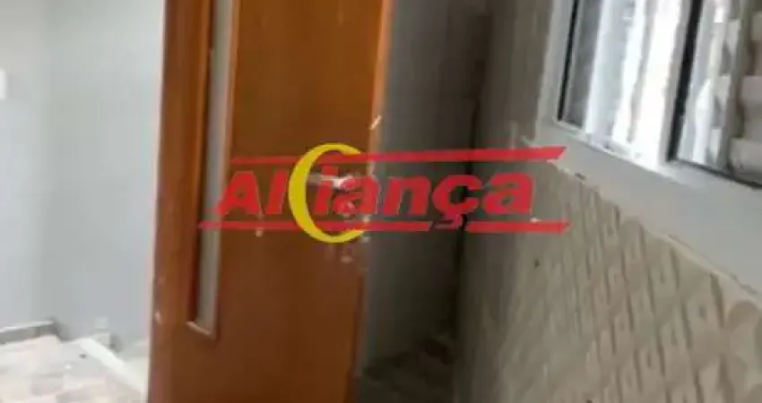 Studio com 1 quarto para alugar, 30 m² - Jardim Adriana- Guarulhos/SP