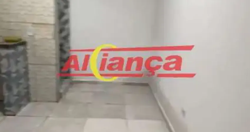 Studio com 1 quarto para alugar, 30 m² - Jardim Adriana- Guarulhos/SP