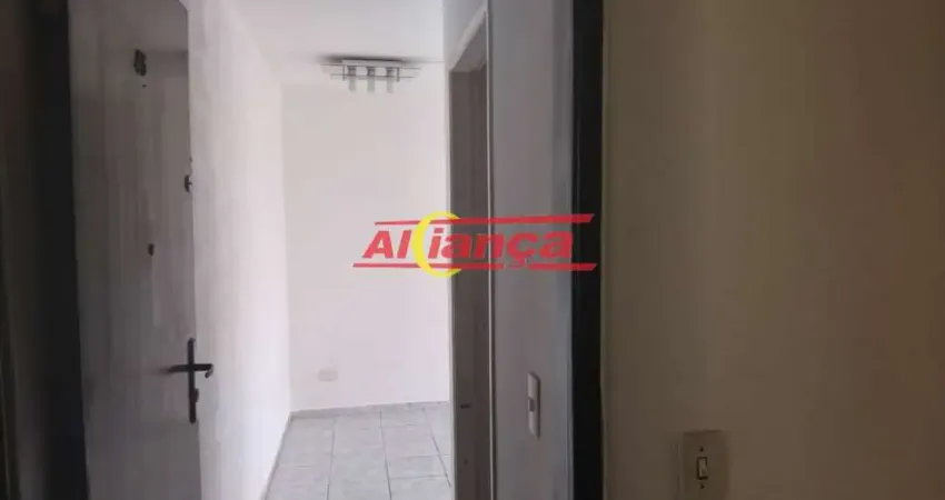 Apartamento para alugar, com 2 quartos, 1 banheiro, vaga- 43m² - Jardim Maria Dirce - Guarulhos