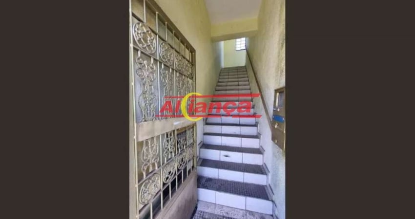 Casa com 2 quartos para alugar,  90m² - Vila Nova Bonsucesso - Guarulhos/SP R$ 2.500,00
