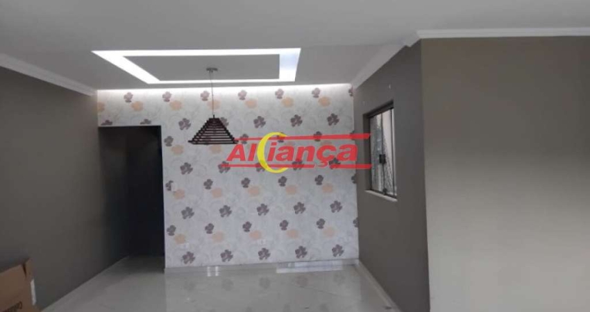 Sobrado para alugar, 4 quartos, sendo 4 suítes e 5 vagas, 175m², Parque Flamengo R$ 3.700,00