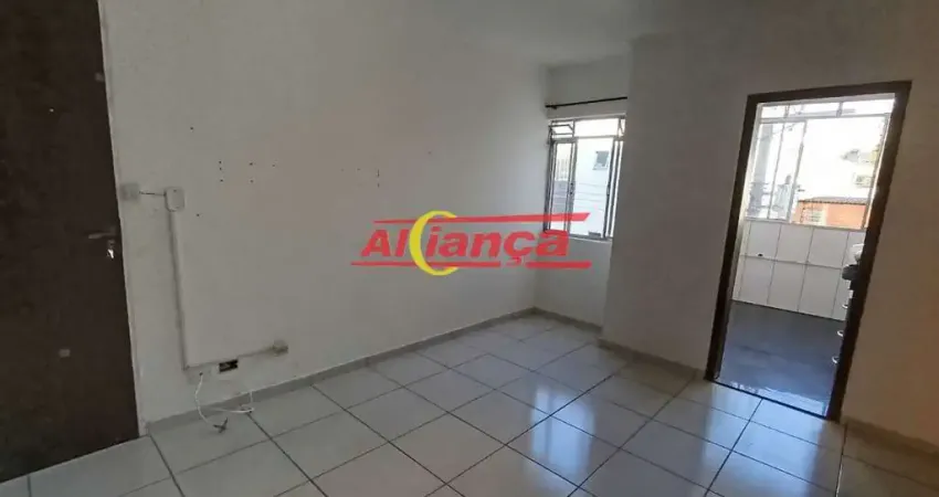 Apartamento com 2 quartos para alugar,  52m² - Jd Valéria - Guarulhos/SP - por R$ 1.150,00