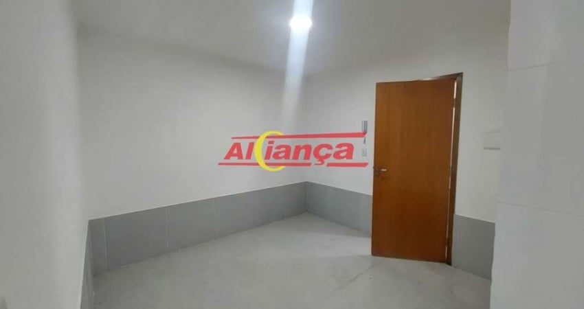Apartamento para alugar com 1 Quarto, Quintal , Centro - Guarulhos por R$: 1.280,00
