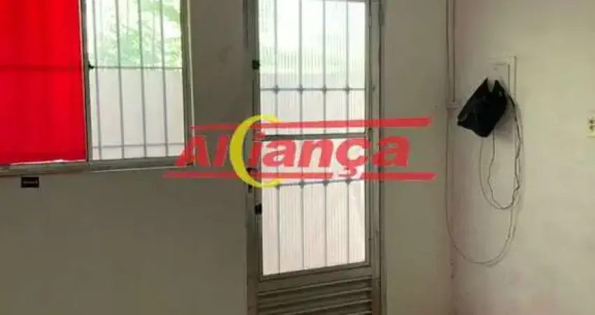 SOBRADO PARA ALUGAR, 125M², 2 QUARTOS, 1 VAGA E SALÃO - PQ CONTINENTAL II - GUARULHOS/SP POR R$1.800
