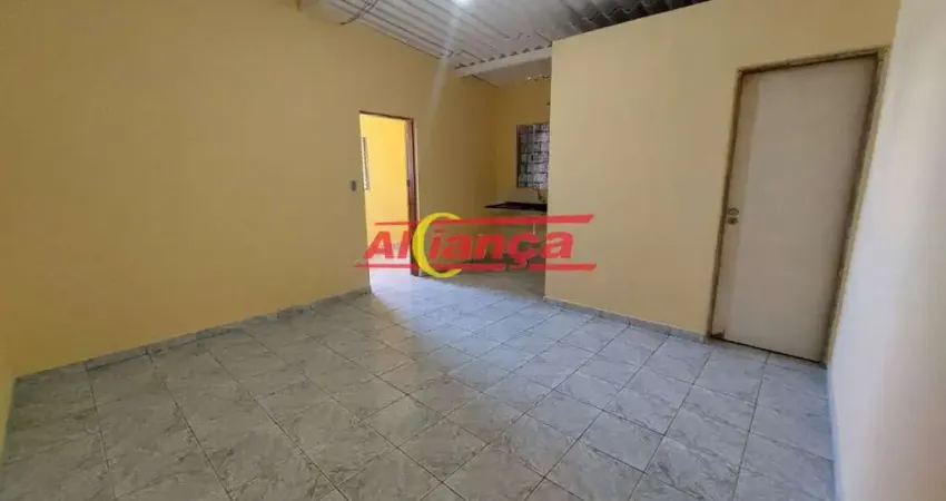 Casa com 2 quartos para alugar,  100m² - Pimentas- Guarulhos/SP por R$ 1.100,00