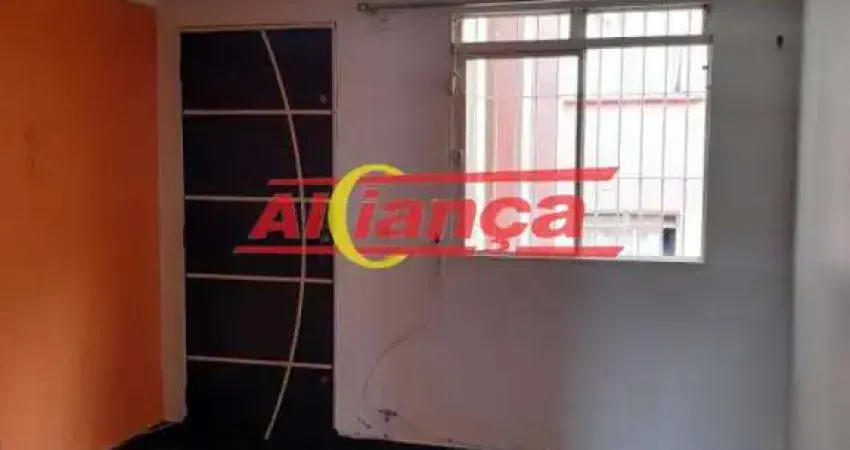 Apartamento com 2 quartos para alugar,  46m² - Vila Carmela I - Guarulhos/SP - R$ 1.000