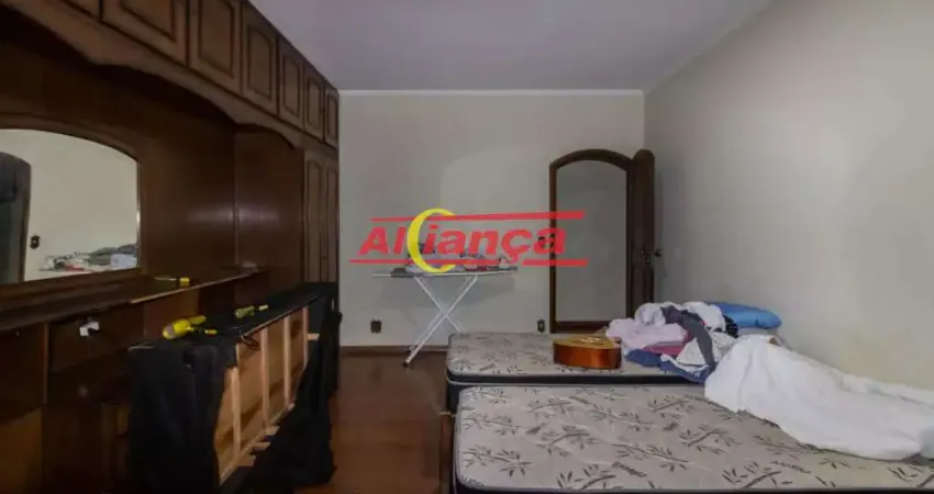 Casa com 3 quartos para alugar, 270 m² -Vila Galvão - Guarulhos /SP - por R$ 6.390,00