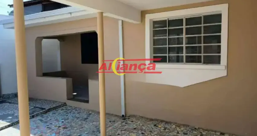 Casa com 3 quartos para alugar,  m² - Bairro - Guarulhos /SP - por R$ 3.000,00