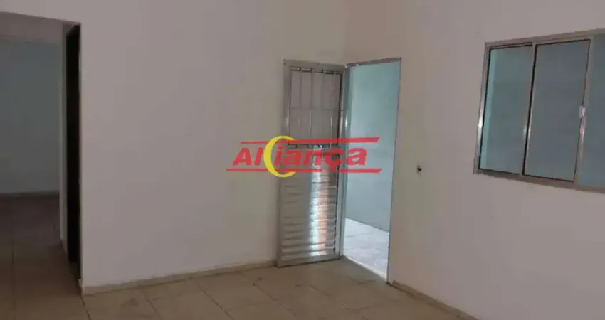 Casa com 3 quartos para alugar,  120m² - Jardim Adriana- Guarulhos /SP - por R$ 2.200,00