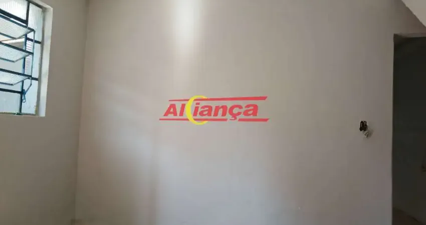 Sobrado com 2 quartos para alugar,  200m² - Macedo - Guarulhos /SP - por R$ 2.000,00