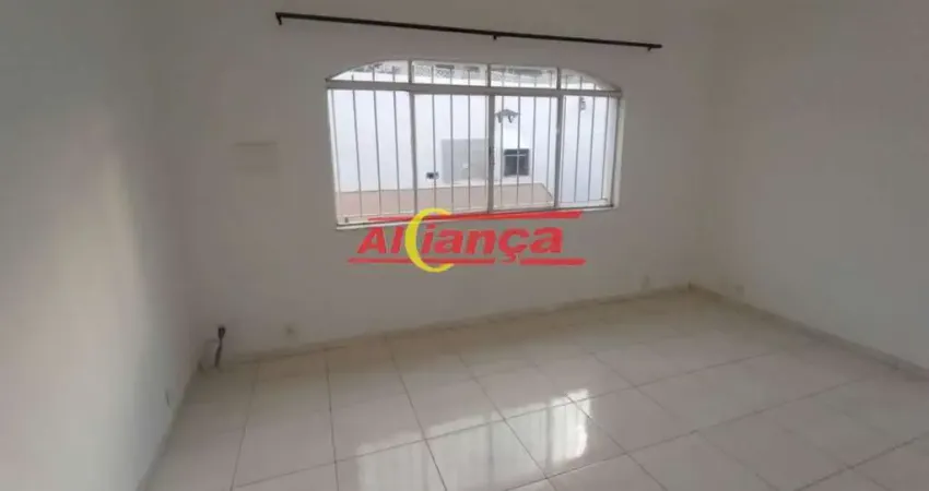 Casa com 2 quartos para alugar,  100m² - Vila Milton - Guarulhos/SP por R$ 2.400,00