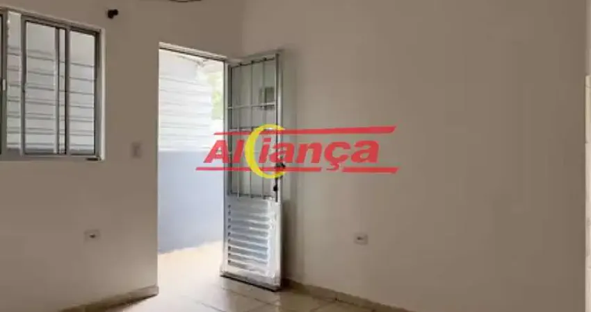 Casa não individual 60m², com 2 quartos para locação -picanço - guarulhos  r$ 1.600,00