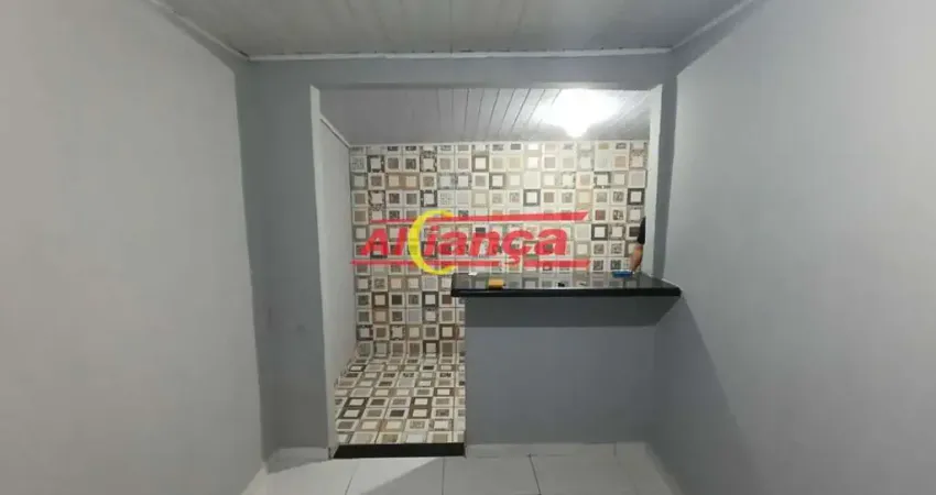 Casa 30m² - com 1 quarto para locação no centro de guarulhos - r$ 1.000,00