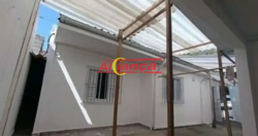 Casa independente com 2 quartos e 2 vagas de garagem- vila fátima - por r$ 1.900,00