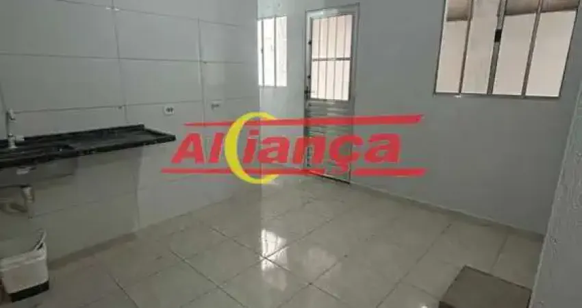 Casa com 45m², 2 quartos no parque continental - guarulhos/sp por r$ 1.100,00