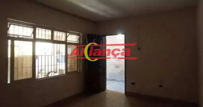 Casa térrea 180m², com 2 quartos para locação -jardim bom clima guarulhos-r$ 2.500,00