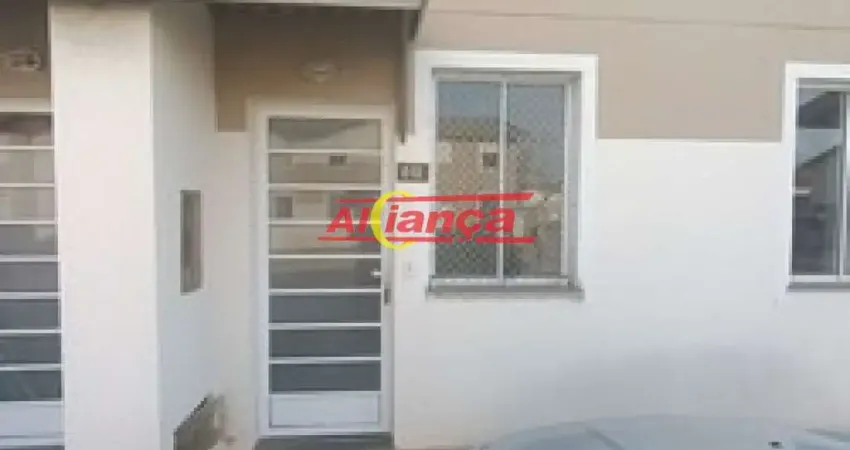 Sobrado 54m² em condomínio com 2 quartos para locação na água chata - guarulhos/sp -r$ 1.700,00