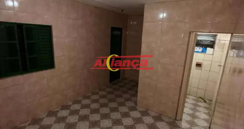 Casa não individual 45m², com 1 quarto para locação Jardim Presidente Dutra - Guarulhos R$ 1.000,00