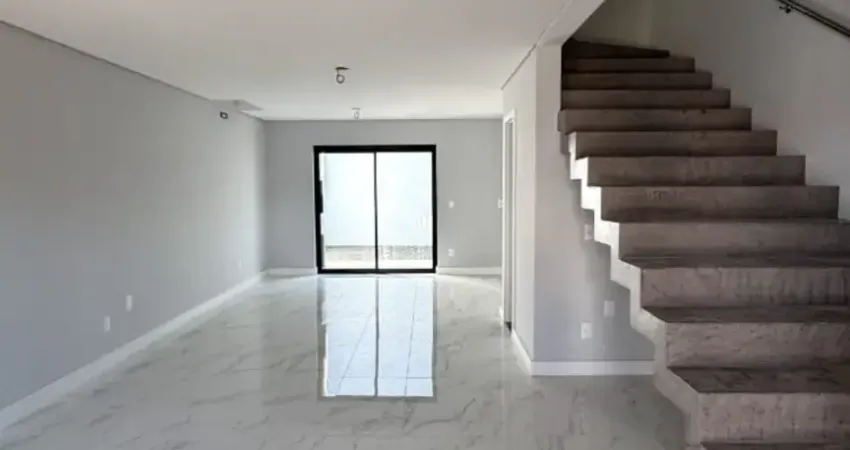 Casa com 2 quartos à venda no Saguaçu, Joinville