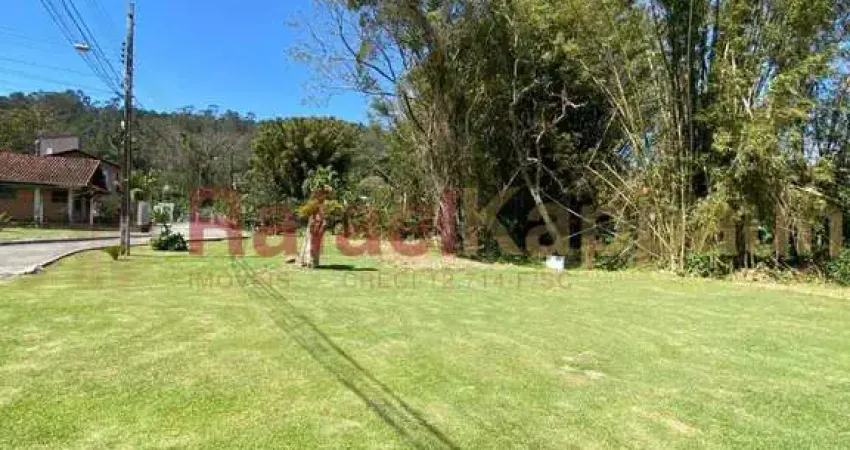 Terreno à venda na Estrada Isid Dutra, 173, Sambaqui, Florianópolis