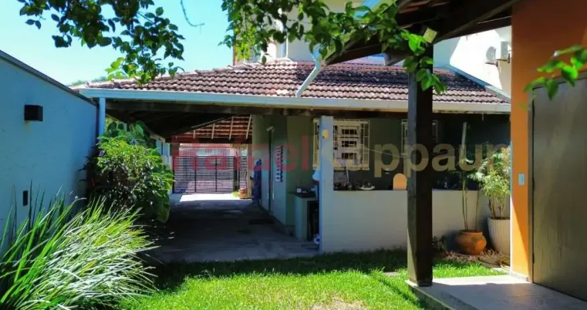Casa em condomínio fechado com 3 quartos à venda na Estrada Cristóvão Machado de Campos, 221, Vargem Grande, Florianópolis